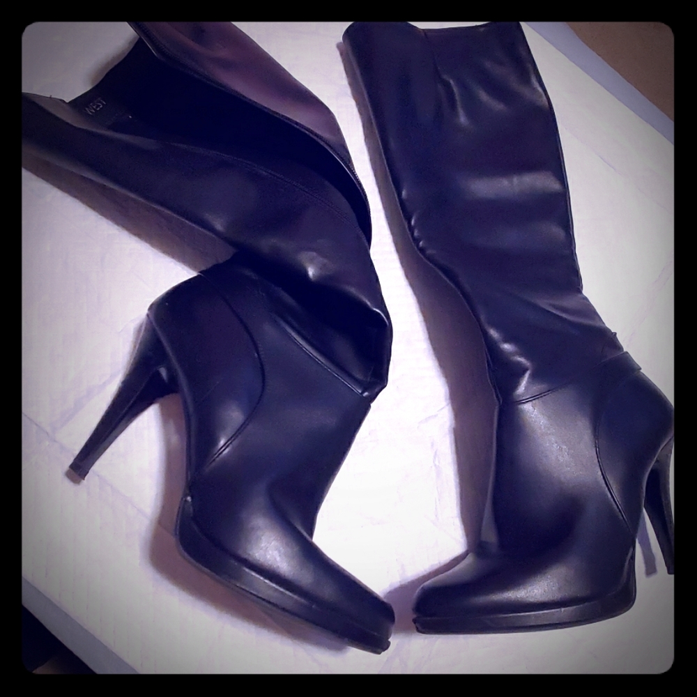 Size 10 Nine West